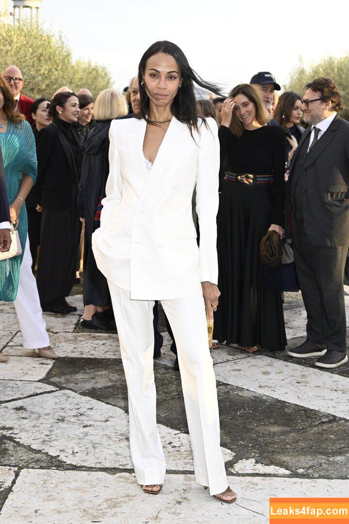 Zoe Saldana / https: / zoesaldana leaked photo photo #0818