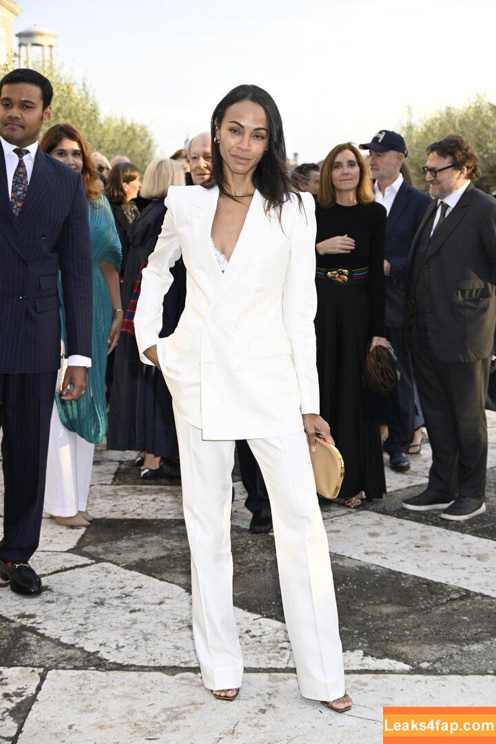 Zoe Saldana / https: / zoesaldana leaked photo photo #0820