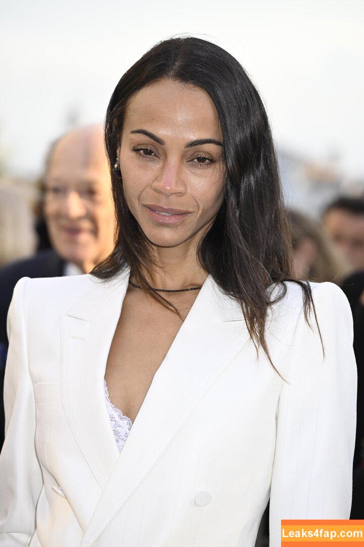 Zoe Saldana / https: / zoesaldana leaked photo photo #0821