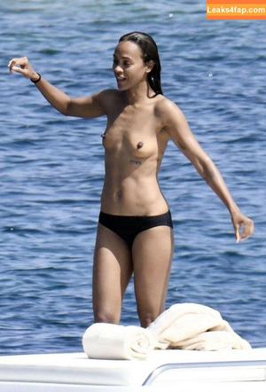 Zoe Saldana photo #0011