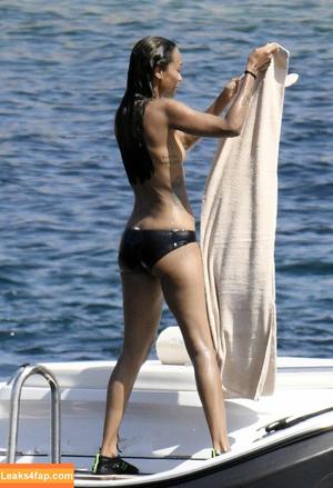 Zoe Saldana photo #0077