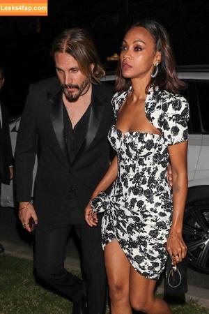 Zoe Saldana photo #0145