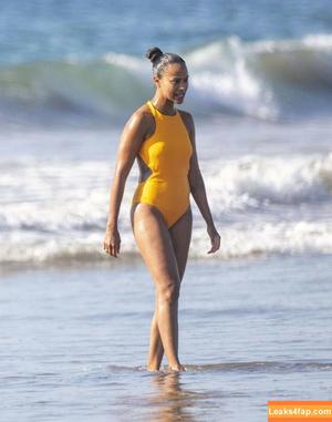 Zoe Saldana photo #0227