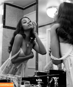 Zoe Saldana photo #0253