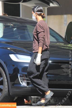 Zoe Saldana photo #0789