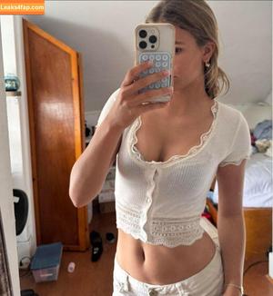 Zoe Santi photo #0017