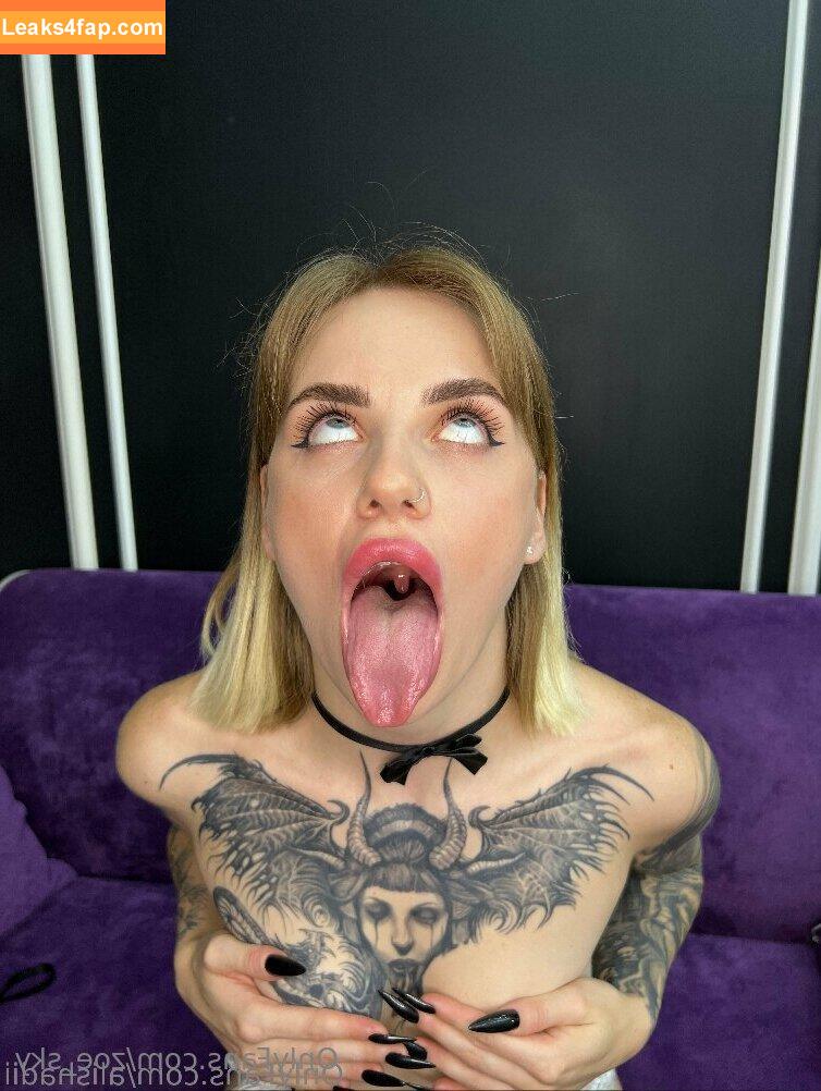 zoe_sky_ / zoe_sky / zoe_sky__ leaked photo photo #0004