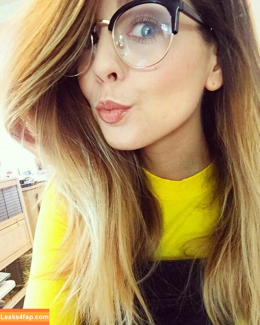 Zoë Sugg / zoesugg leaked photo photo #0016