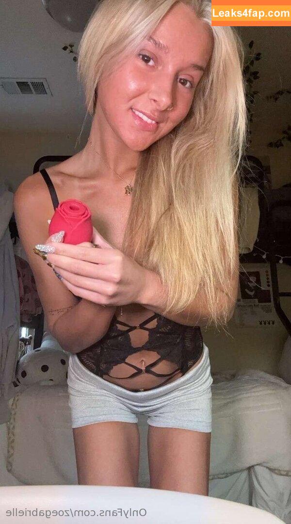 zoegabrielle / whoszoegabrielle leaked photo photo #0007