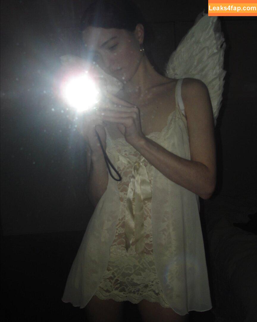 zoeplzshutup / zoeloveshouses / zoeshutup leaked photo photo #0024