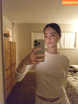 zoeplzshutup photo #0001