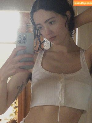 zoeplzshutup photo #0009