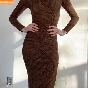 zoeplzshutup photo #0046