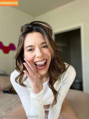 zoewildefree photo #0028