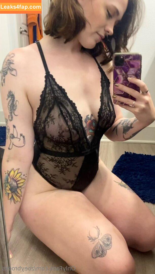 Zoey Brooks / zoeybrookes12 / zoeybrooks18 leaked photo photo #0017