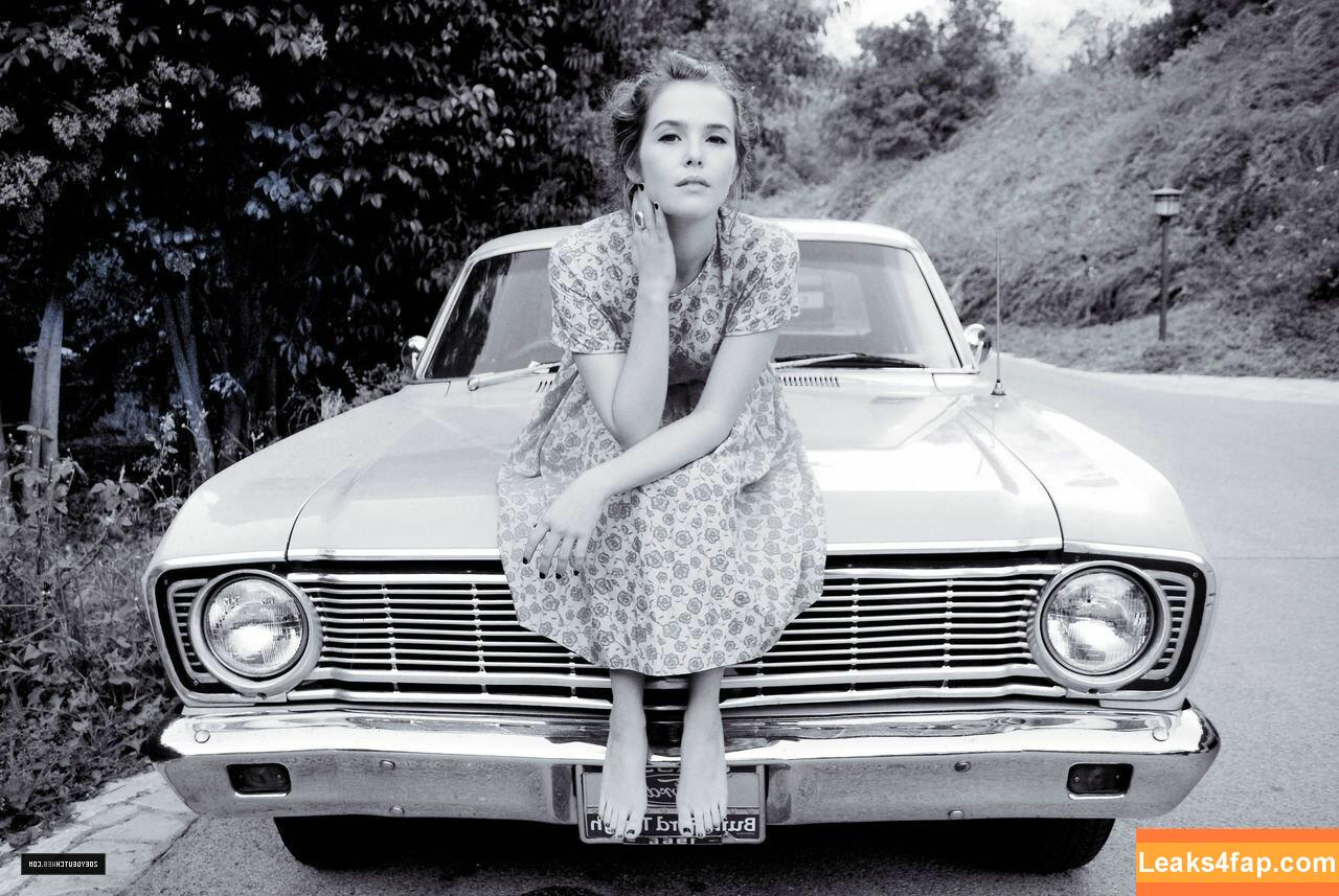 Zoey Deutch / zoeydeutch leaked photo photo #0061