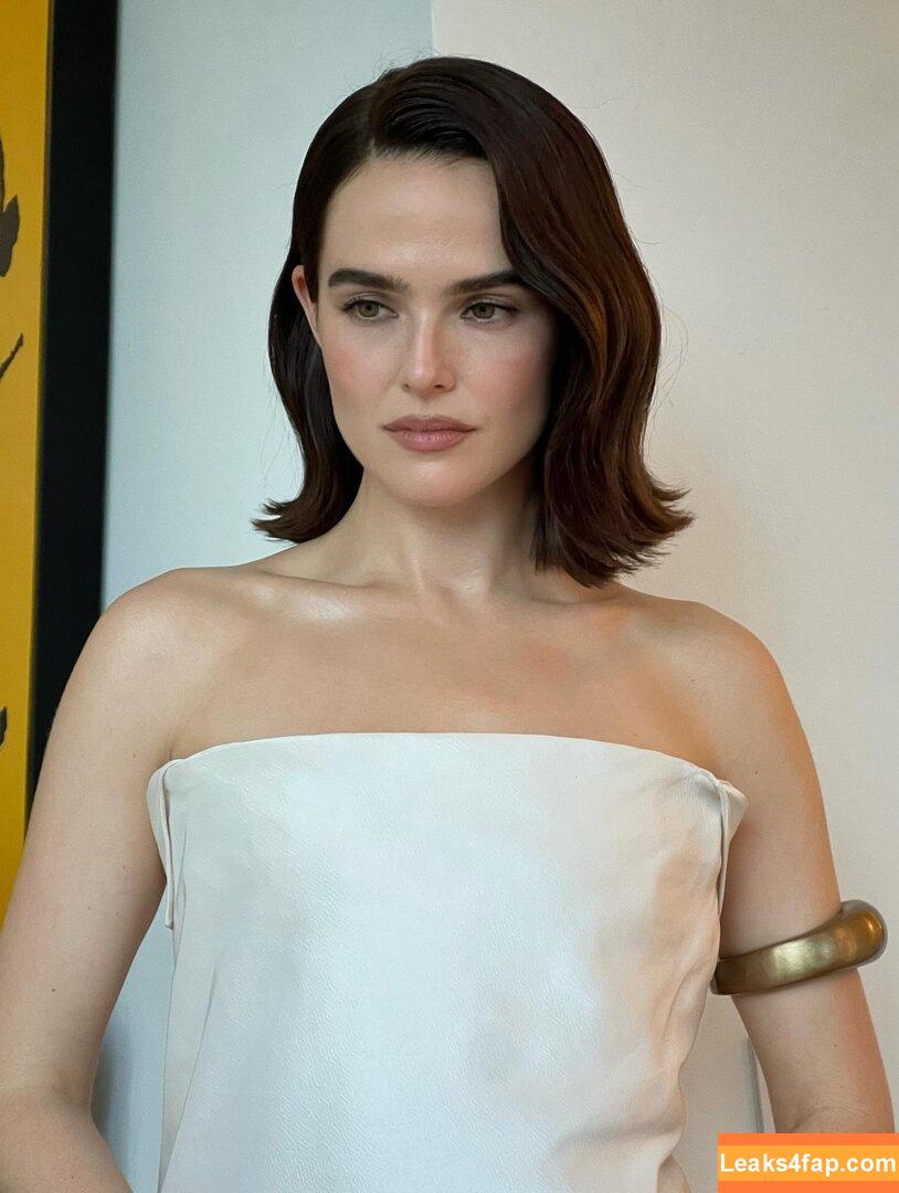 Zoey Deutch / zoeydeutch leaked photo photo #0688