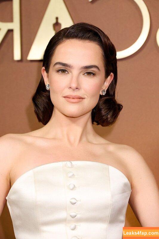 Zoey Deutch / zoeydeutch слитое фото фото #0740