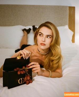 Zoey Deutch photo #0040