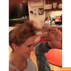 Zoey Deutch photo #0060