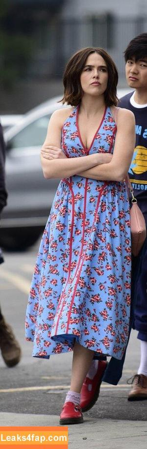 Zoey Deutch фото #0583