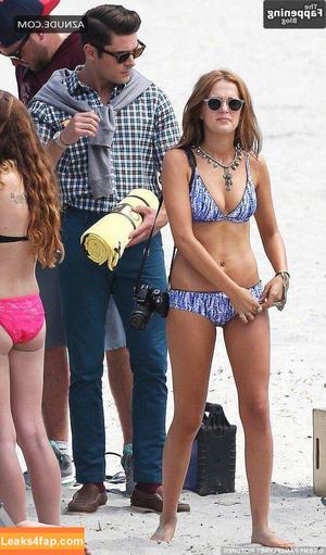 Zoey Deutch photo #0612