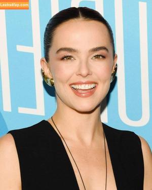 Zoey Deutch photo #0620