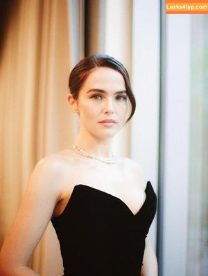 Zoey Deutch фото #0677