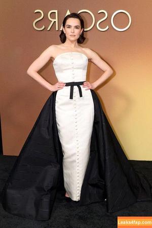 Zoey Deutch фото #0739