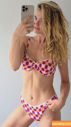 Zoey Deutch photo #0773