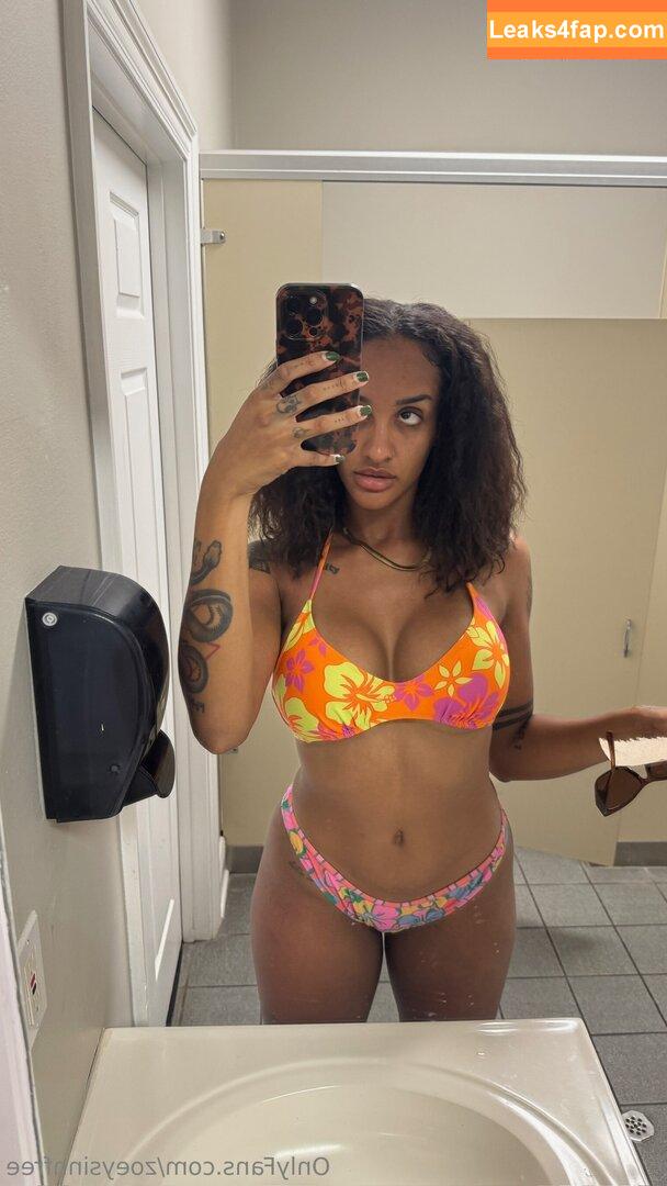 zoeysinnfree / zoeysinnxo leaked photo photo #0049