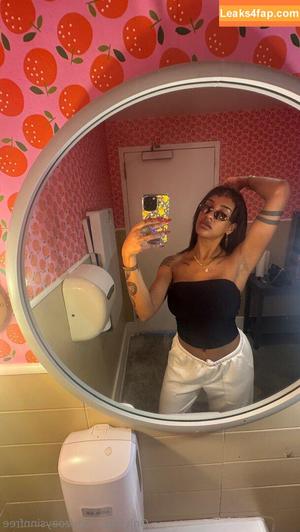 zoeysinnfree photo #0031