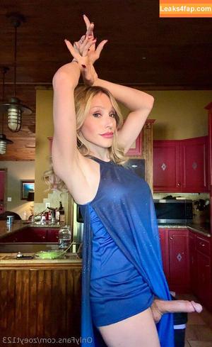 Zoeyt123 photo #0118