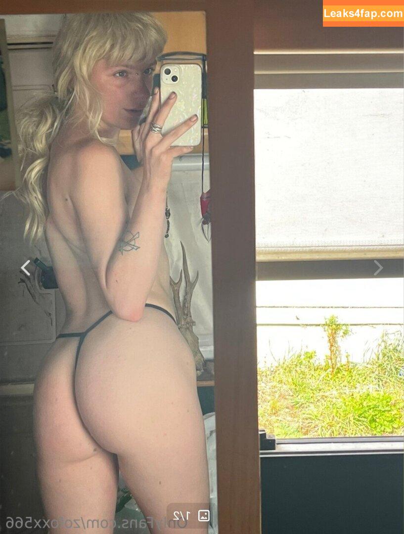 Zolollo leaked photo photo #0003