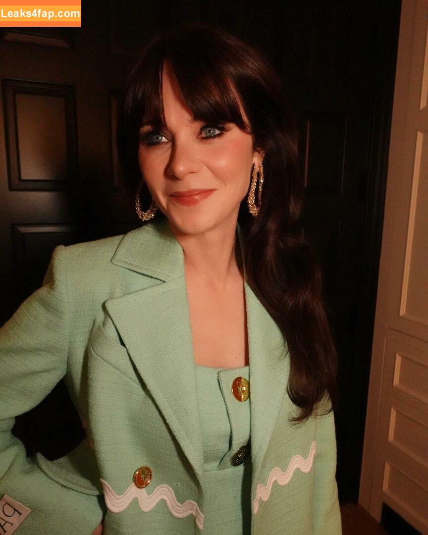 Zooey Deschanel / zooeydeschanel leaked photo photo #0057