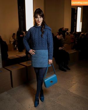 Zooey Deschanel photo #0064