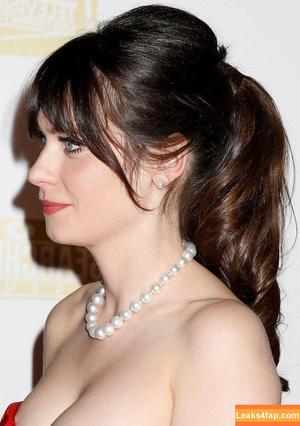 Zooey Deschanel photo #0169