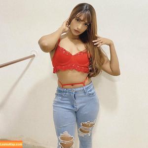 zorilee photo #0058