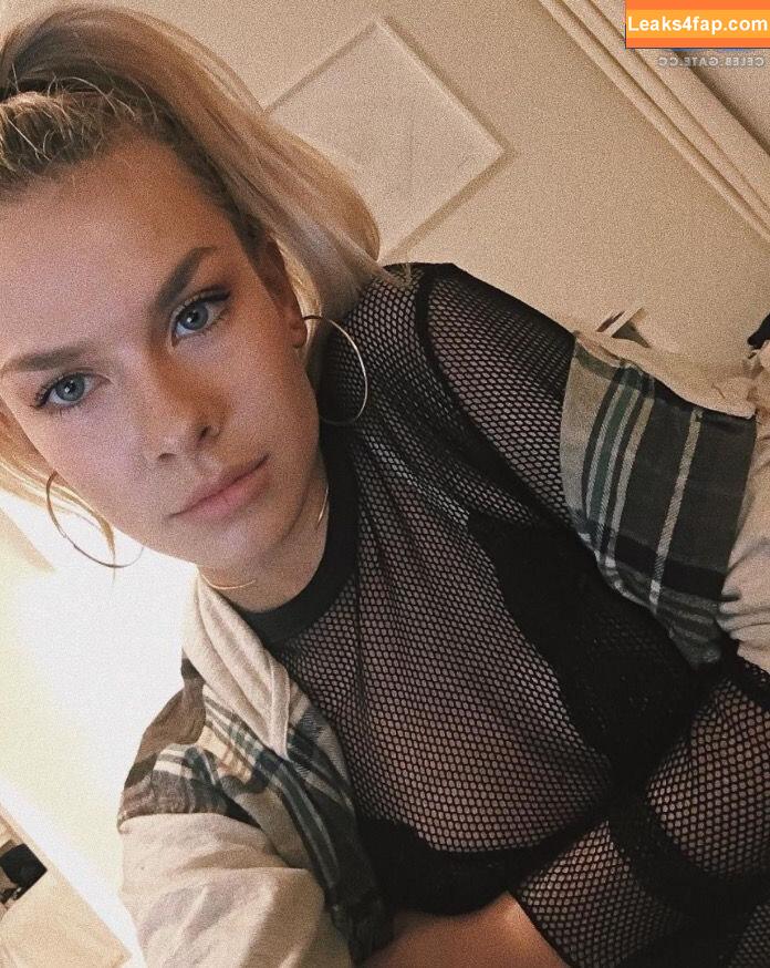 zsazsainci /  leaked photo photo #0002
