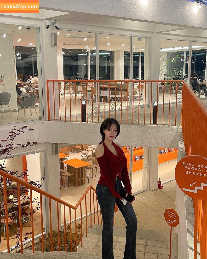 zszszsxxcy / https: leaked photo photo #0005