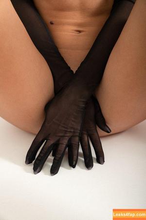 Zuri Aspiunza photo #0569