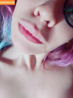 zzwei7 | loree photo #0010