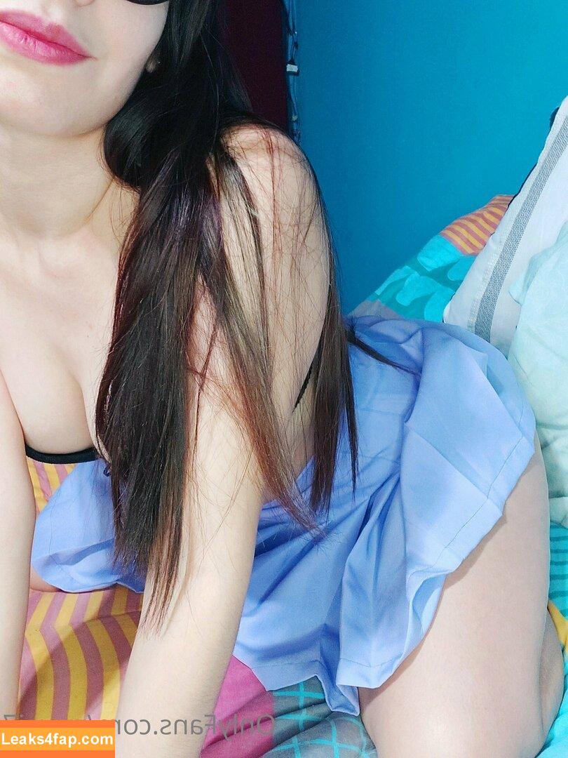 zzwei7 / Zzwei7_ / loree leaked photo photo #0055